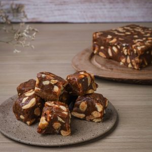 Pingo de Leite com Amendoim