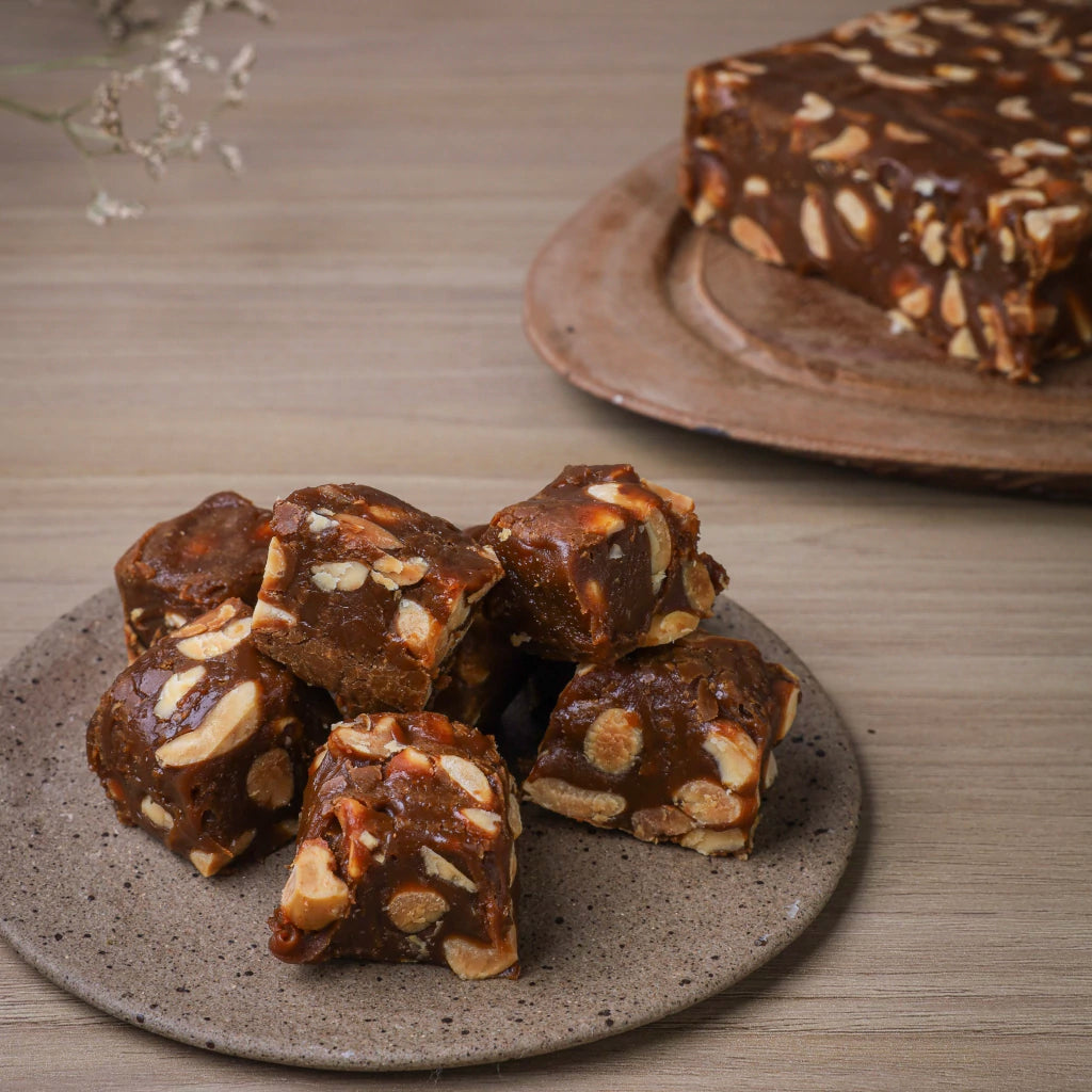 Pingo de Leite com Amendoim