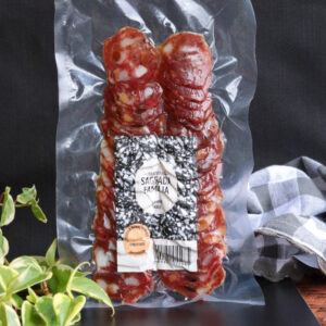 Salame Com Castanha De Barú Fatiado 100G – Sagrada Familia